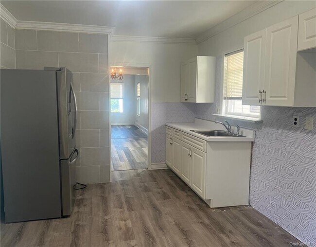 Building Photo - 22 Sharp St