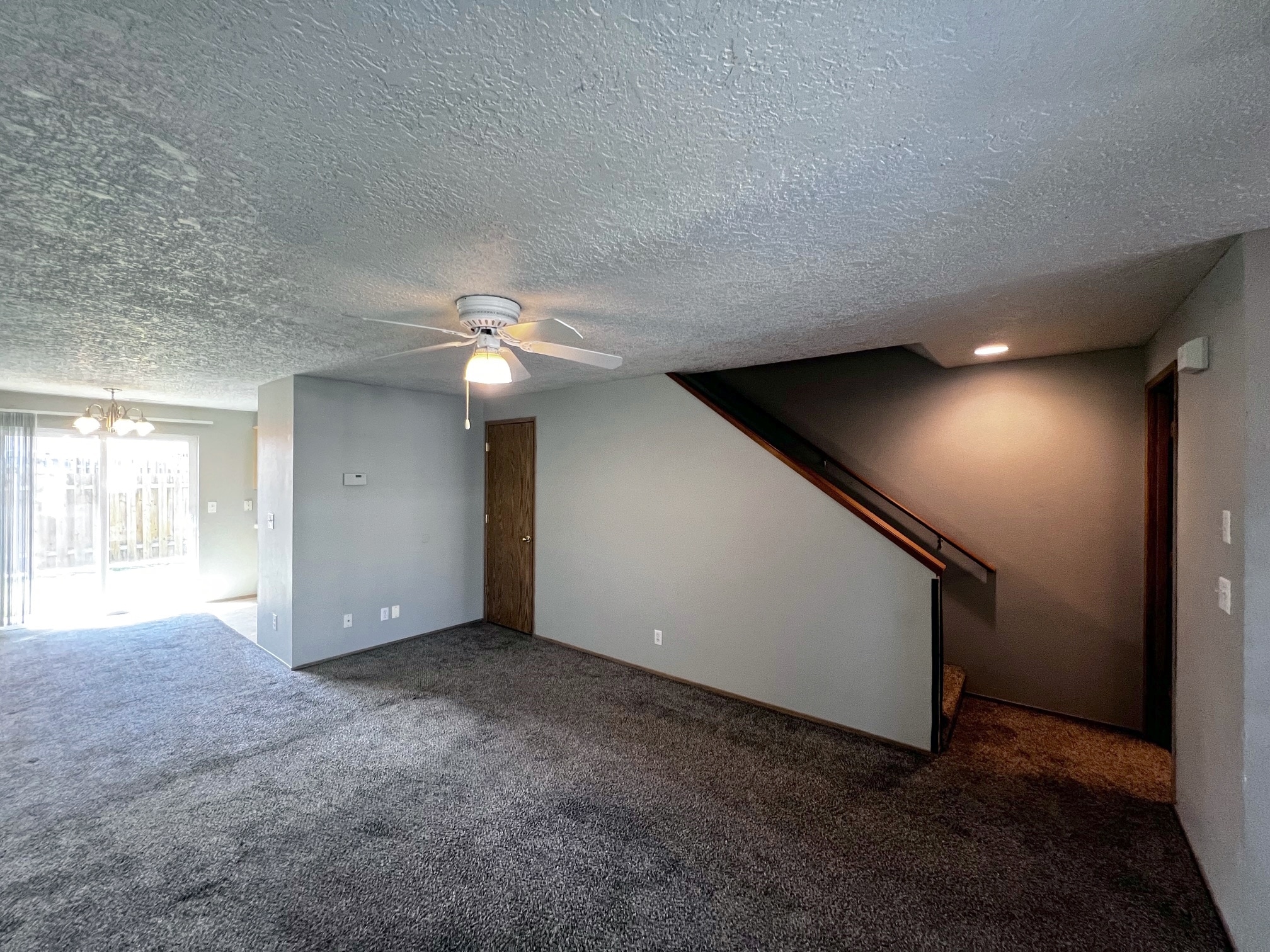 Building Photo - 4000 NE 109th Ave