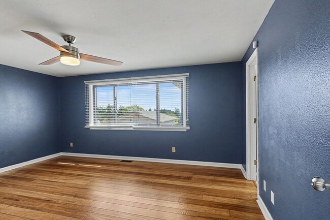 Building Photo - 4 bed, 2 bath single-level home in quiet West Salem neighborhood!