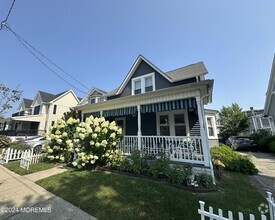 Building Photo - 306 Ocean Park Ave