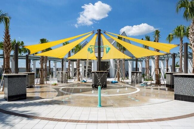 Building Photo - 15131 Courtland Ct