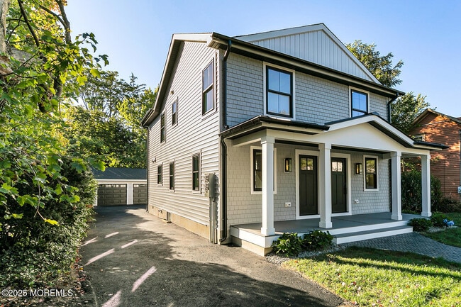 Building Photo - 516 River Rd