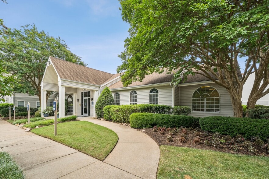 Building Photo - Wellesley Woods Apartment Homes