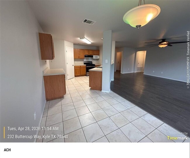 Building Photo - 232 Buttercup Way