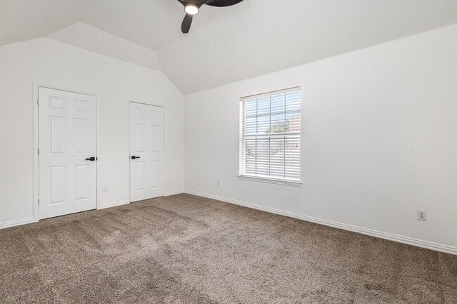 Building Photo - 2325 Flanders Ln