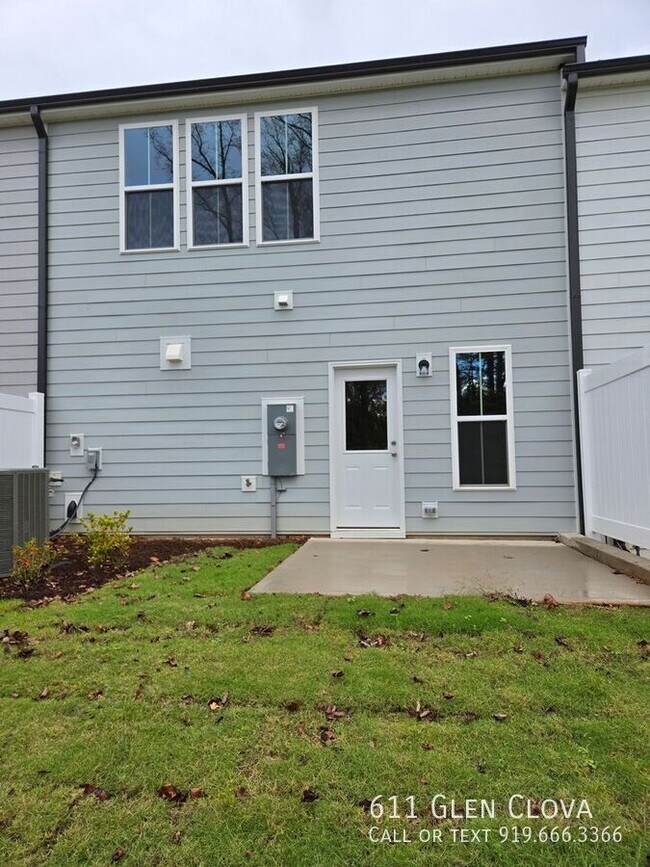 Building Photo - 611 Glen Clova Dr