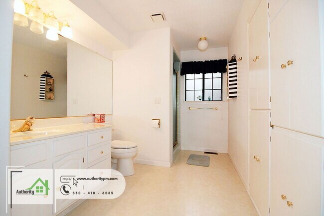 Building Photo - 3112 Riesling Path