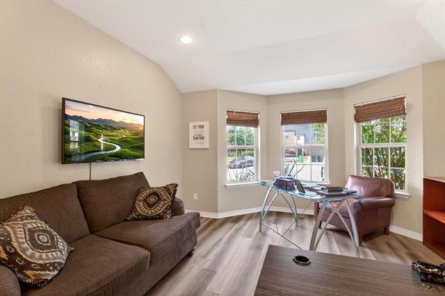 Building Photo - 2129 Megan Creek Dr