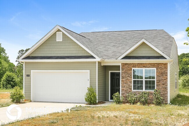 Building Photo - 145 Naples Rd