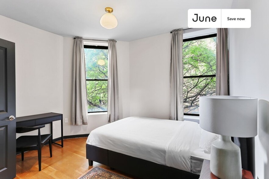 Building Photo - 161 W 120th St