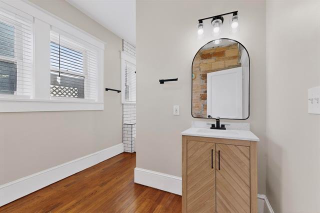 Building Photo - 1000 N Carroll Ave