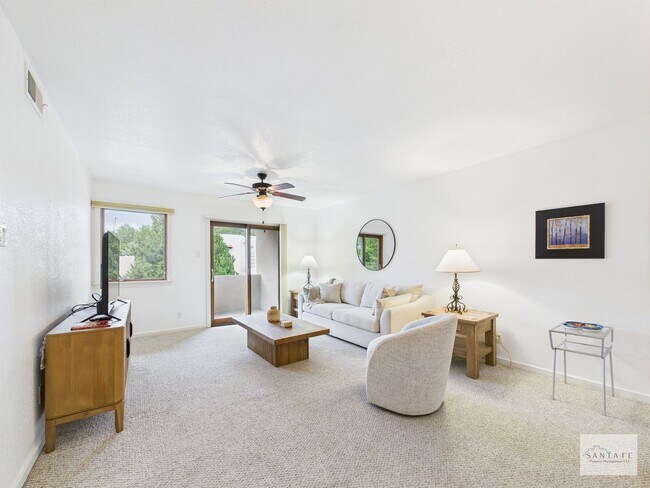 Building Photo - Fully Furnished Condo Available Now!