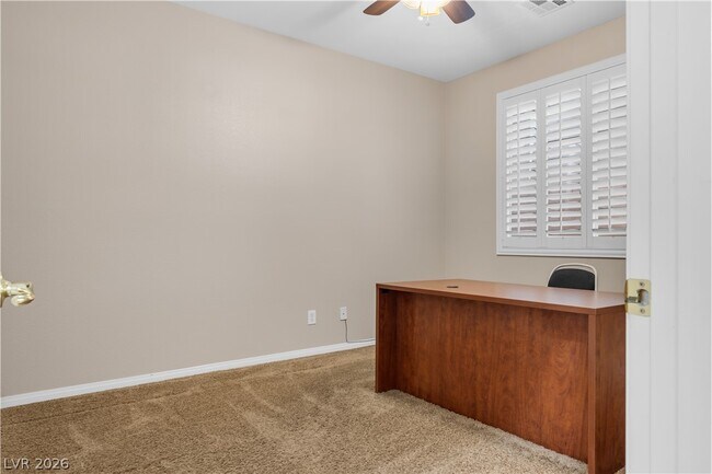 Building Photo - 3069 Regal Cove St