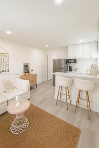 Building Photo - 6016 NW 24th Ave