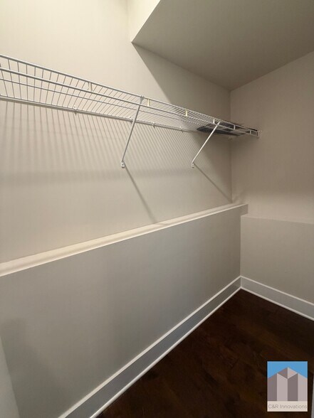 Building Photo - 3782 Oxford Cir