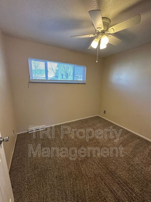 Building Photo - 1517 10th Ave