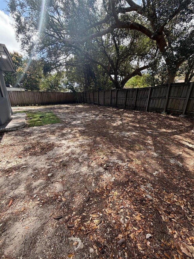 Building Photo - 6400 SW 58th Pl