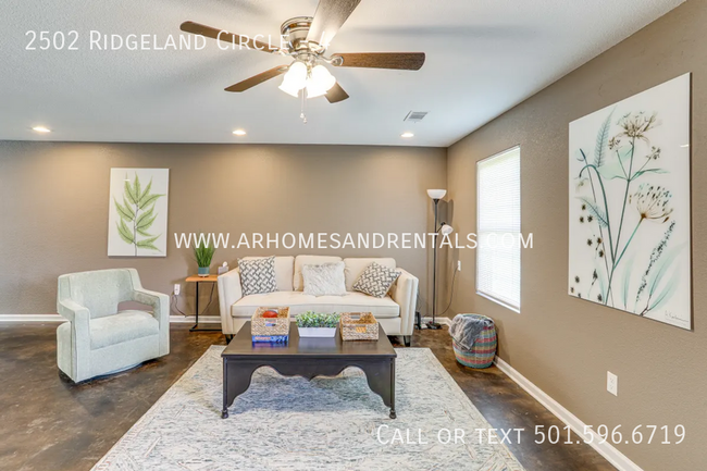 Building Photo - 2502 Ridgeland Cir