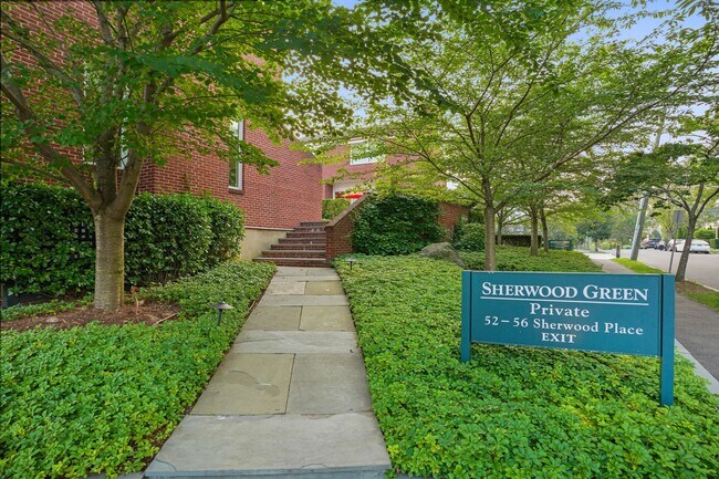 Primary Photo - 52 Sherwood Pl