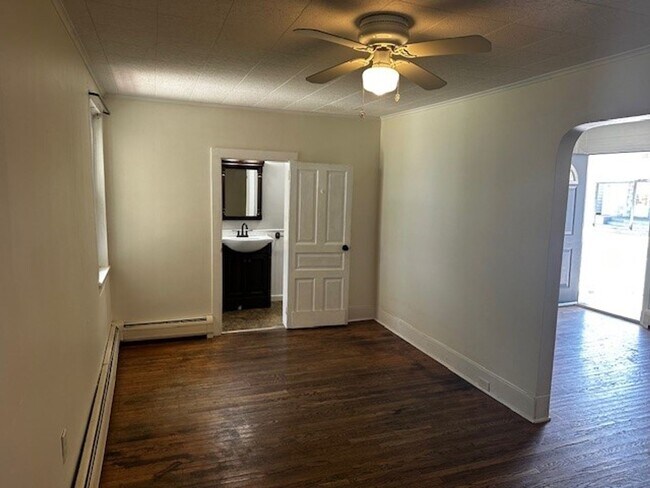 Building Photo - 3 bedroom semi Etters