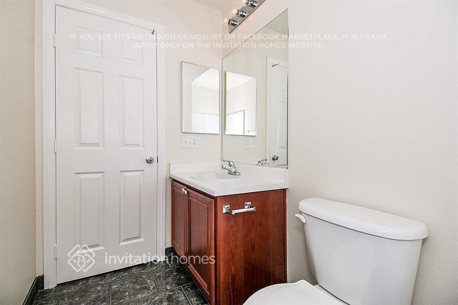 Building Photo - 7423 Scottish Castle Ave