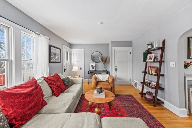 Building Photo - 4518 N Woodburn St