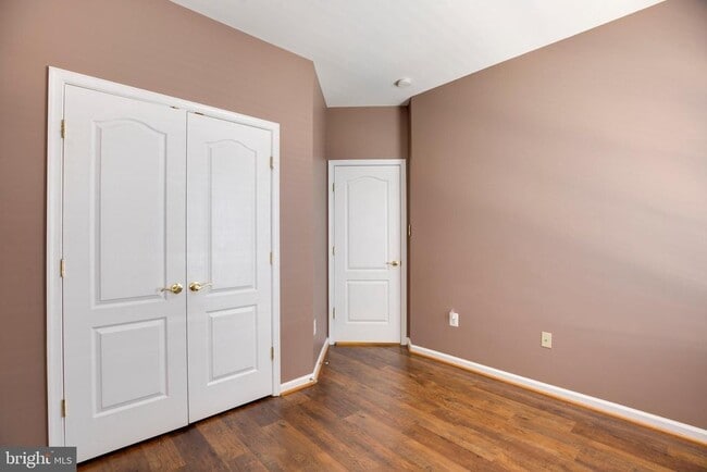 Building Photo - 4527 English Holly Dr