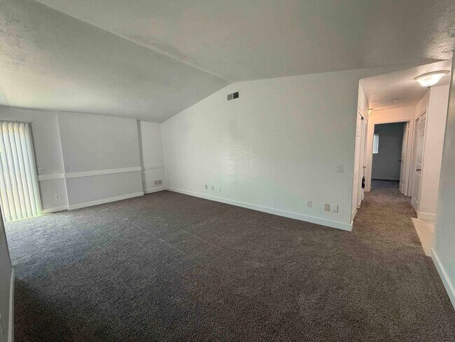 Building Photo - 8620 Tiogawoods Dr