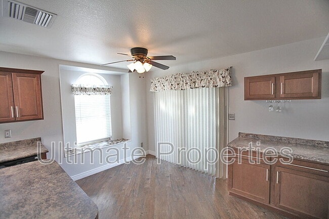 Building Photo - 8140 N 107th Ave
