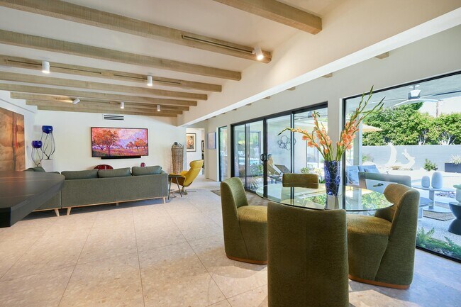 Building Photo - 1060 S Paseo De Marcia