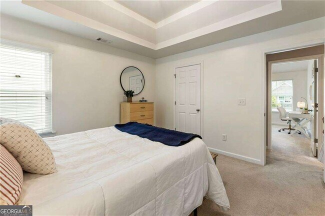 Building Photo - 313 Hidden Creek Ln