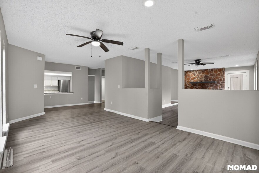 Building Photo - 17805 Villa Way Dr