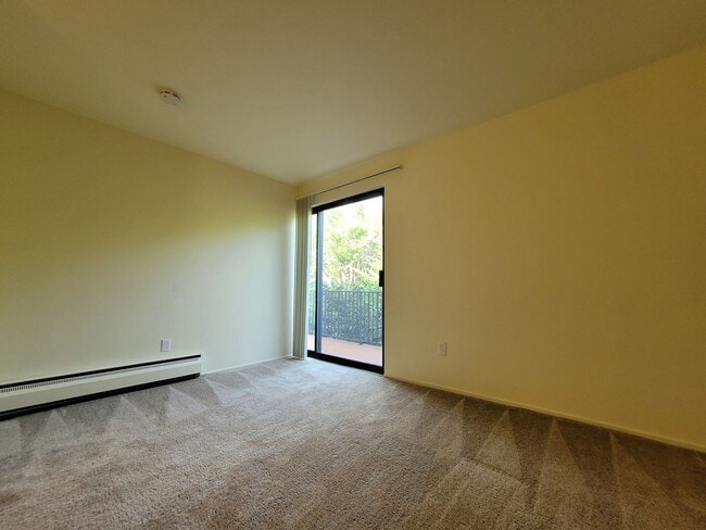 Building Photo - 11206 NE 68th St