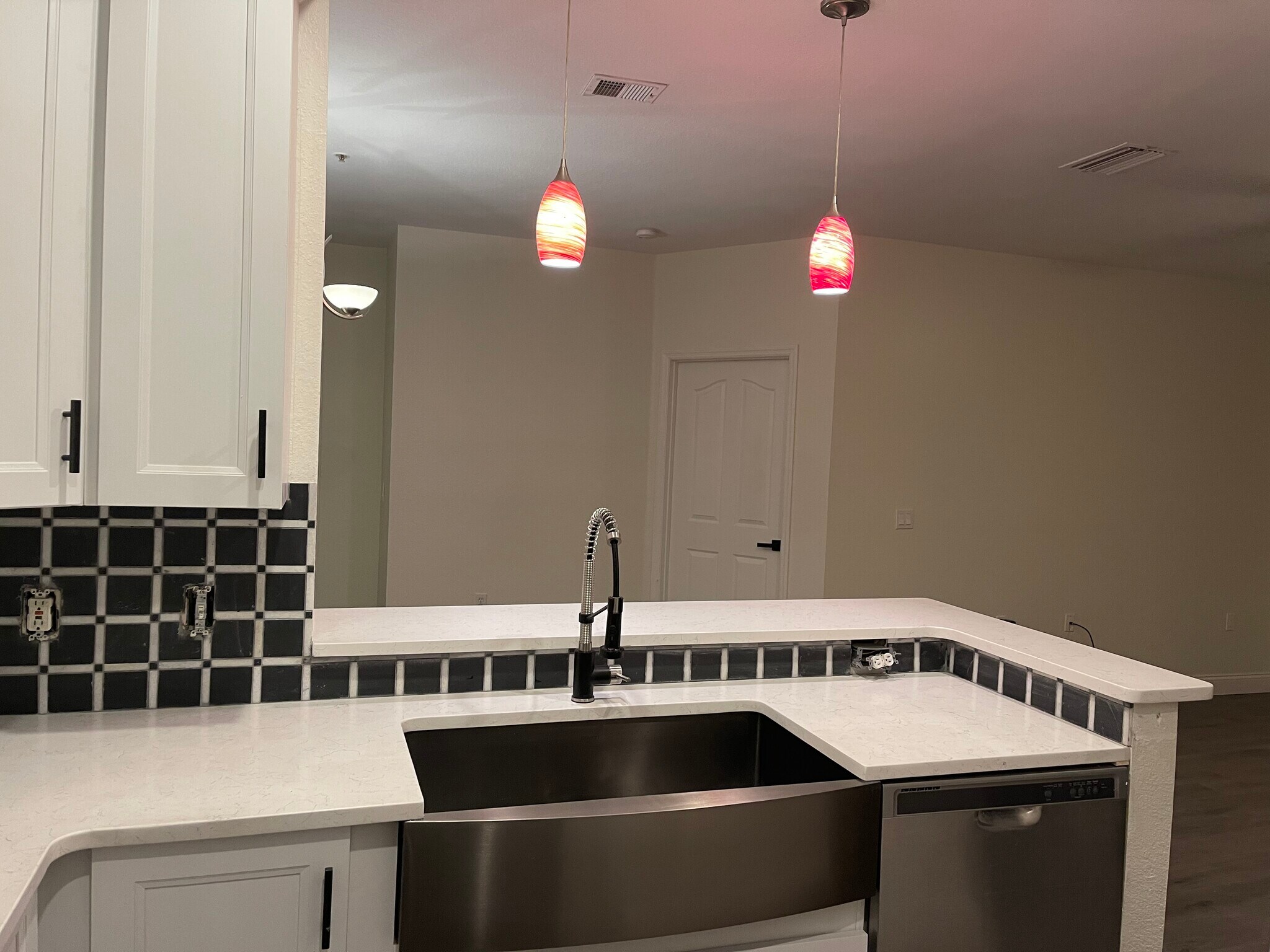 Building Photo - 1150 Lake Shadow Cir