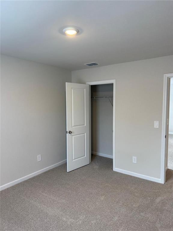 Building Photo - 181 Vly Oak Dr