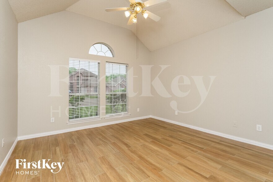 Building Photo - 3083 Wildflower Way