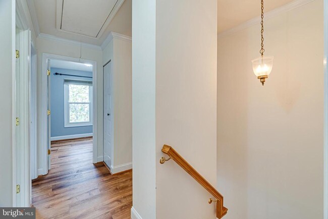 Building Photo - 5708 Heritage Crossing Ct