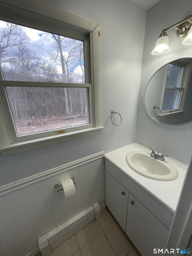 Building Photo - 34 Rossi Ave