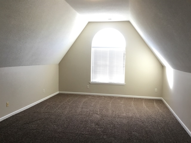 Building Photo - 4920 Misty River Rd