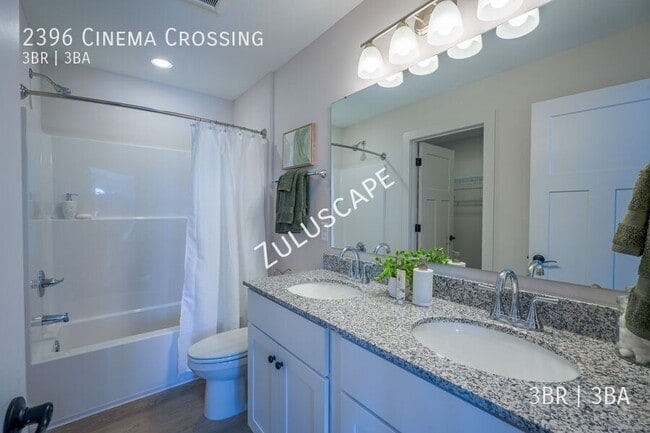 Building Photo - 2396 Cinema Crossing