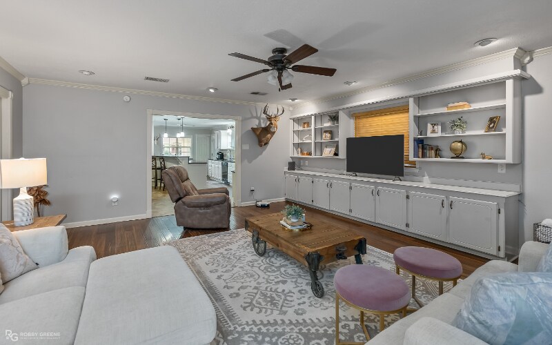 Building Photo - 3727 Greenway Pl