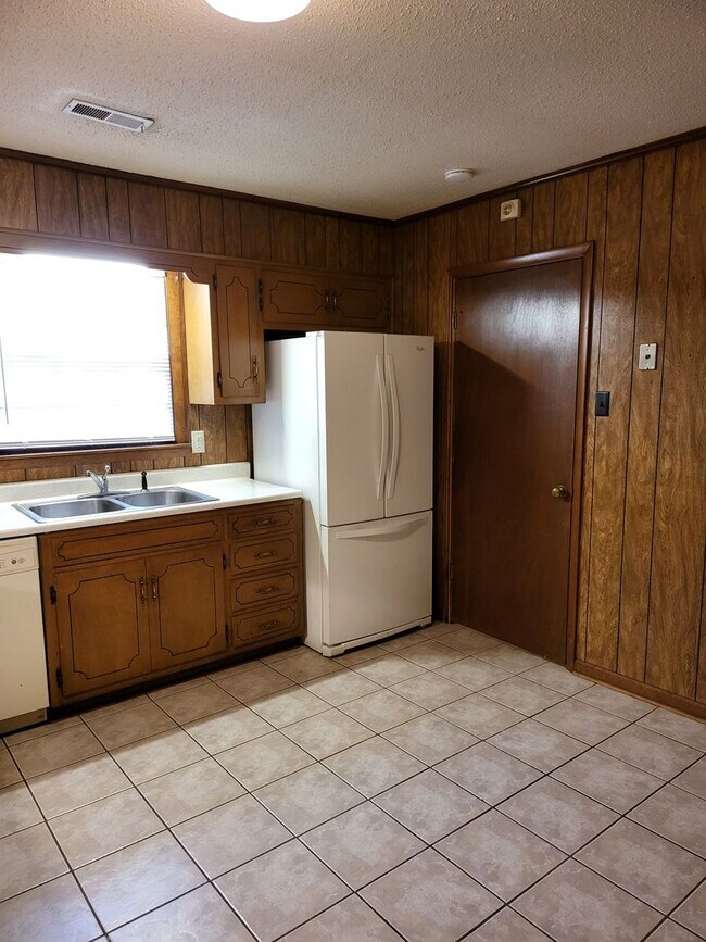 Building Photo - Decatur