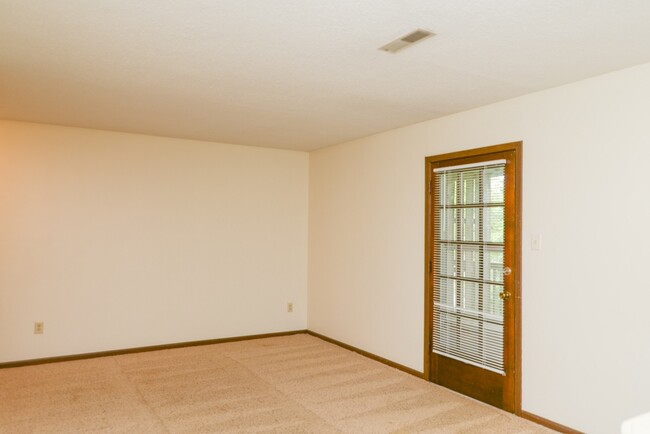 Building Photo - 2313 Gray Fox Terrace