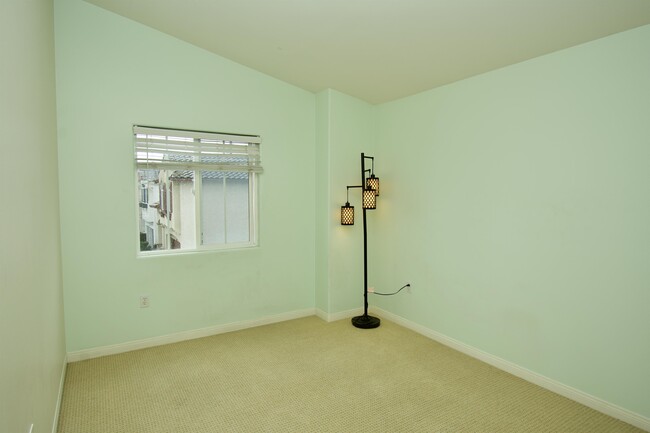 Building Photo - 20462 Savanna Ln