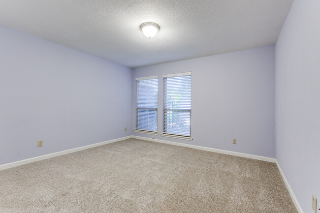 Guest bedroom - 3609 Candelaria Dr