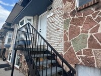 Building Photo - Look no further! newly remodeled 2 bed centrally located