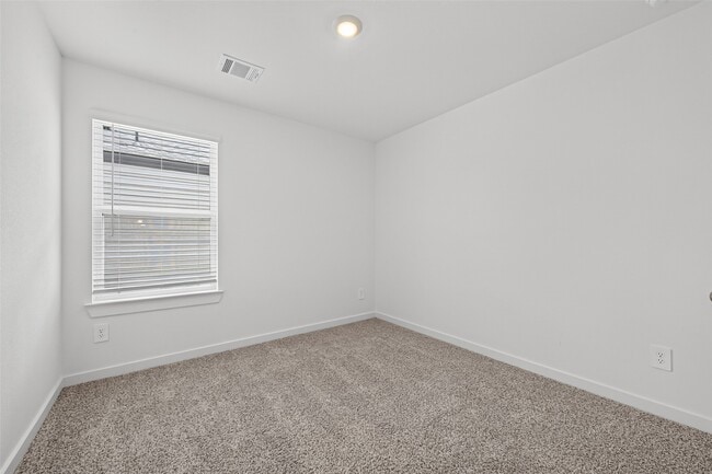 Building Photo - 1738 Revolution Way