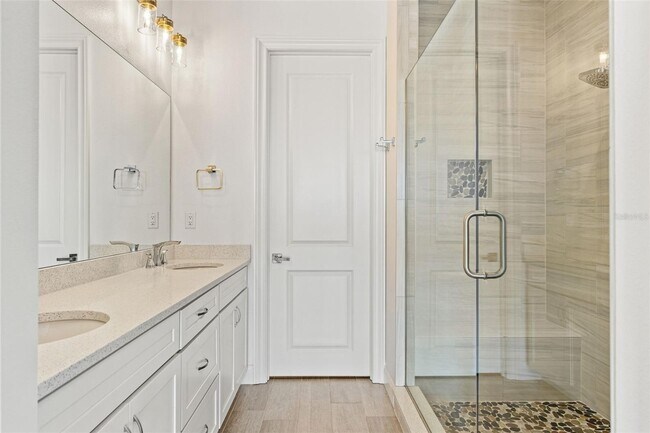 Building Photo - 11715 1st St E