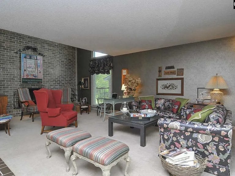 Building Photo - 236 Tram Rd