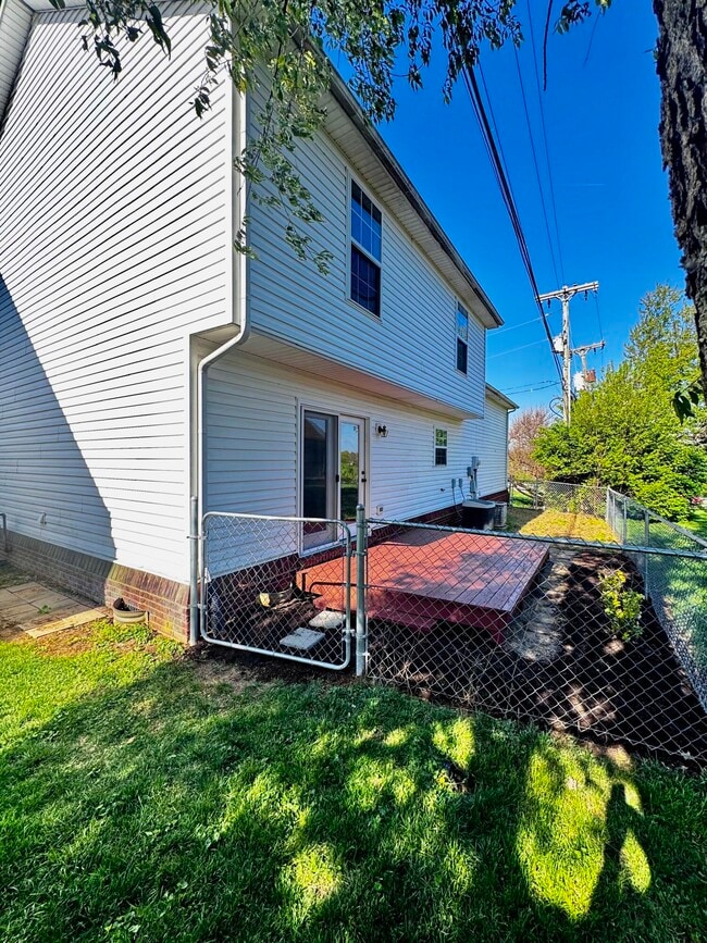Building Photo - 2469 English Station Dr